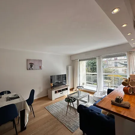 Cosy Apartment At Gates Of Paris Vincennes Buitenkant foto