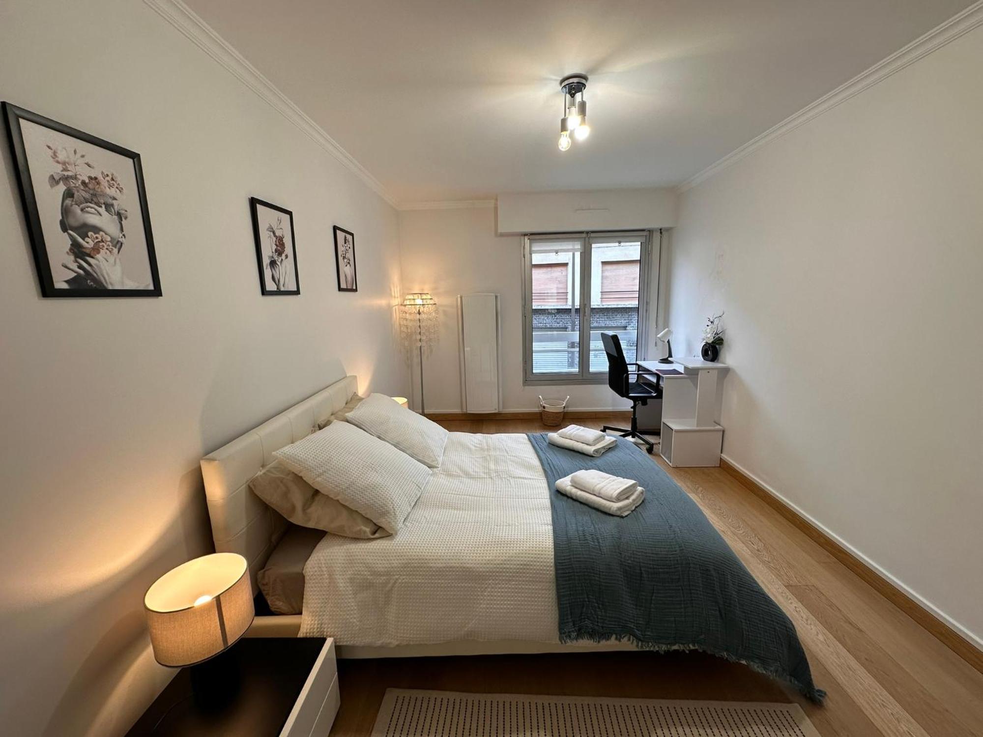 Cosy At Gates Of Paris Apartment *