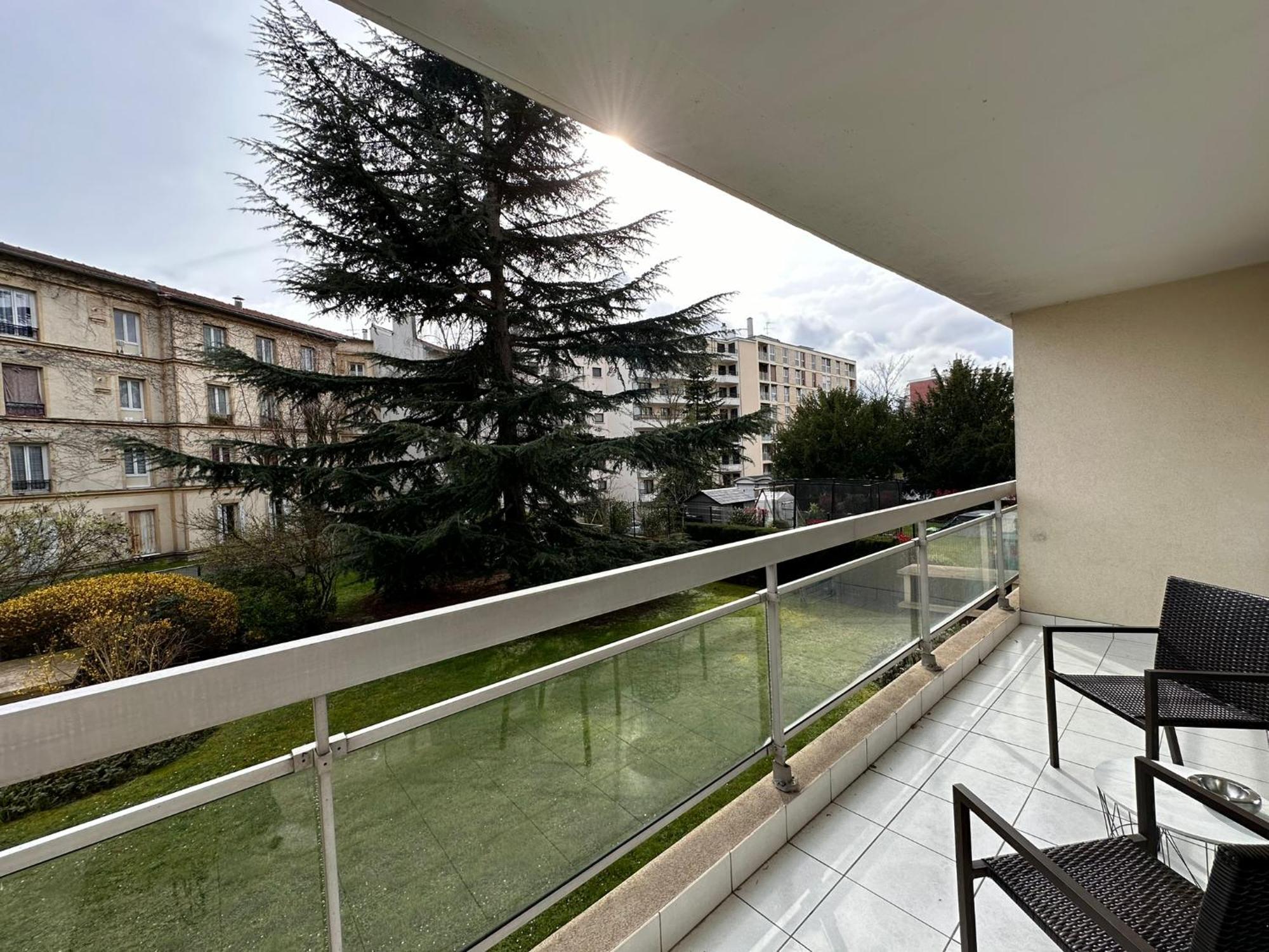 Cosy At Gates Of Paris Apartment